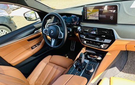 BMW 5 серия, 2022 год, 4 290 000 рублей, 2 фотография