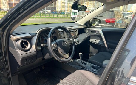 Toyota RAV4, 2013 год, 1 990 000 рублей, 8 фотография