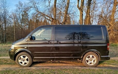 Volkswagen Multivan T5, 2004 год, 1 250 000 рублей, 6 фотография