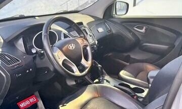 Hyundai ix35 I рестайлинг, 2012 год, 1 300 000 рублей, 10 фотография