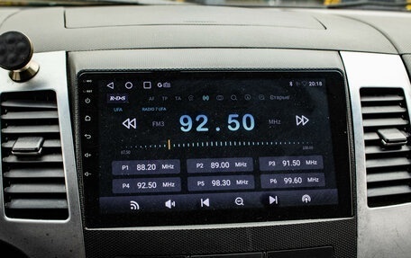 Mitsubishi Outlander III рестайлинг 3, 2008 год, 989 000 рублей, 19 фотография