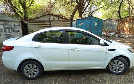 KIA Rio III рестайлинг, 2014 год, 730 000 рублей, 3 фотография