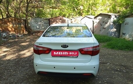 KIA Rio III рестайлинг, 2014 год, 730 000 рублей, 2 фотография