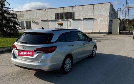 Opel Astra K, 2018 год, 1 530 000 рублей, 4 фотография