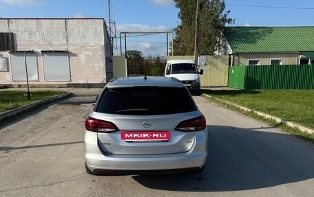 Opel Astra K, 2018 год, 1 530 000 рублей, 5 фотография