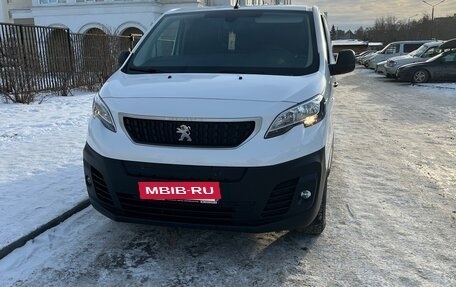 Peugeot Expert, 2018 год, 2 900 000 рублей, 3 фотография