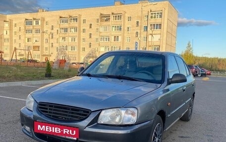Hyundai Accent II, 2004 год, 220 000 рублей, 2 фотография