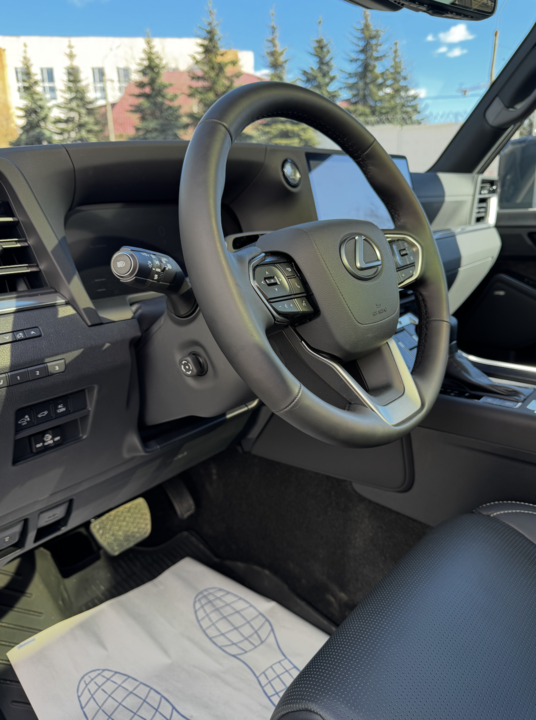 Lexus GX II рестайлинг 2, 2025 год, 15 000 000 рублей, 15 фотография
