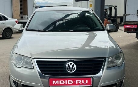 Volkswagen Passat B6, 2009 год, 700 000 рублей, 1 фотография