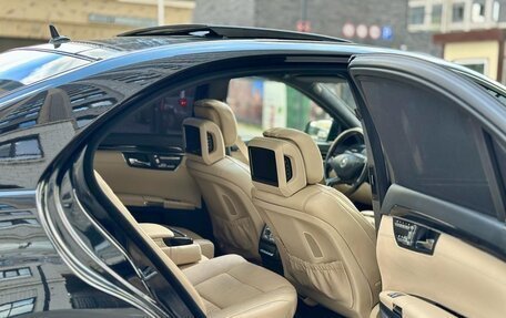 Mercedes-Benz S-Класс, 2009 год, 1 800 000 рублей, 15 фотография