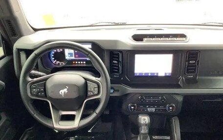Ford Bronco, 2023 год, 6 380 000 рублей, 10 фотография