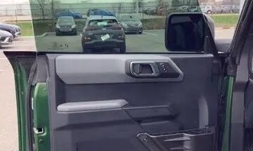 Ford Bronco, 2023 год, 6 380 000 рублей, 16 фотография