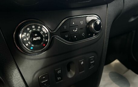 Renault Sandero II рестайлинг, 2017 год, 899 000 рублей, 17 фотография