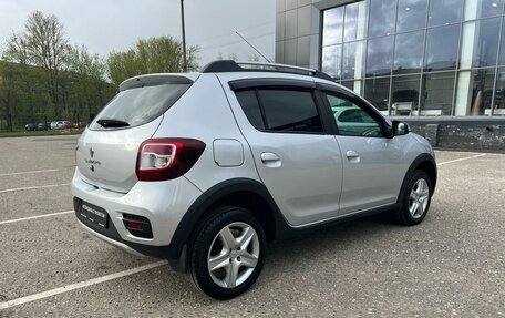 Renault Sandero II рестайлинг, 2017 год, 899 000 рублей, 7 фотография