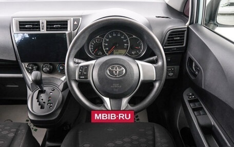 Toyota Ractis II, 2013 год, 979 000 рублей, 15 фотография