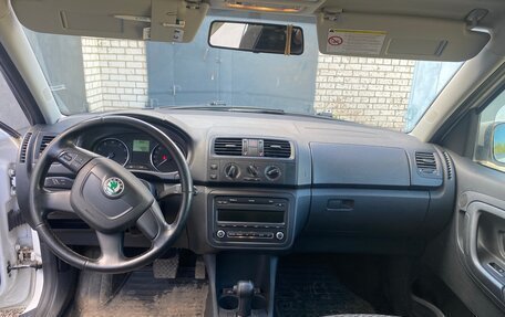 Skoda Roomster, 2012 год, 750 000 рублей, 9 фотография
