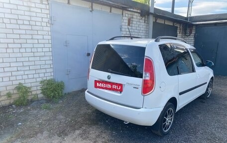 Skoda Roomster, 2012 год, 750 000 рублей, 4 фотография