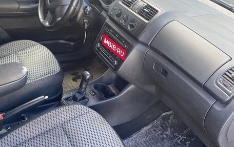 Skoda Roomster, 2012 год, 750 000 рублей, 15 фотография