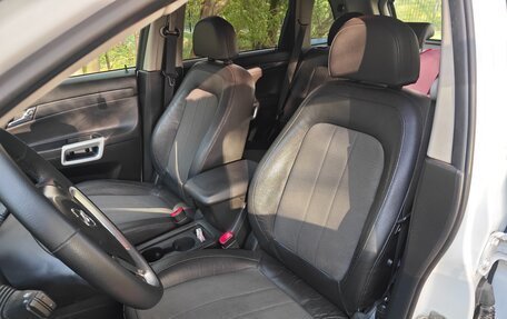 Opel Antara I, 2013 год, 1 550 000 рублей, 26 фотография