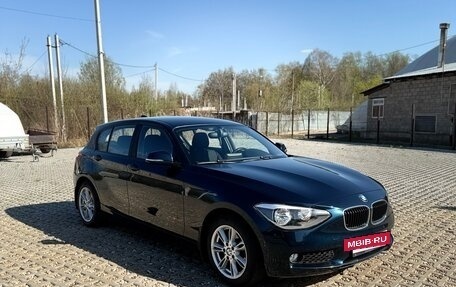 BMW 1 серия, 2013 год, 1 100 000 рублей, 2 фотография