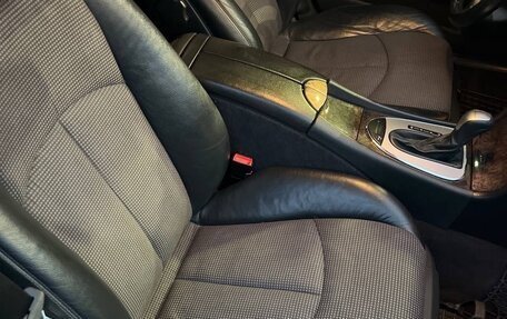 Mercedes-Benz E-Класс, 2002 год, 1 070 000 рублей, 5 фотография