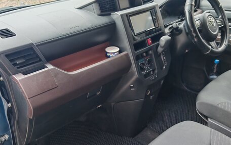 Toyota Roomy I, 2018 год, 1 200 000 рублей, 8 фотография