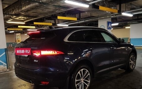 Jaguar F-Pace, 2017 год, 2 400 000 рублей, 5 фотография