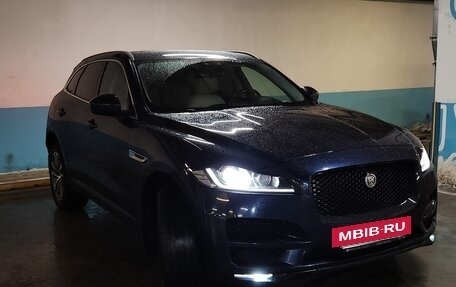Jaguar F-Pace, 2017 год, 2 400 000 рублей, 3 фотография