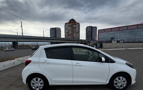 Toyota Vitz, 2015 год, 835 000 рублей, 1 фотография