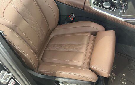 BMW X7, 2021 год, 11 000 000 рублей, 18 фотография