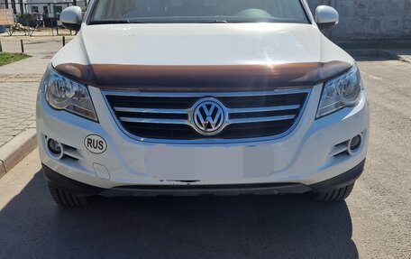 Volkswagen Tiguan I, 2011 год, 1 529 000 рублей, 2 фотография