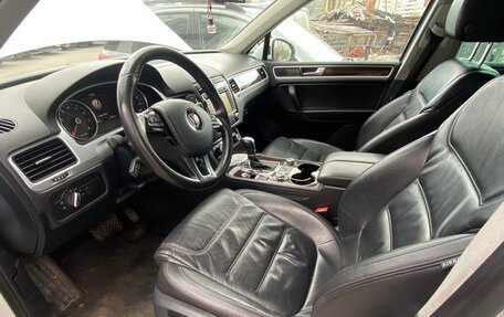 Volkswagen Touareg III, 2014 год, 2 700 000 рублей, 15 фотография