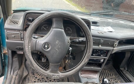 Daewoo Nexia I рестайлинг, 2003 год, 100 000 рублей, 5 фотография