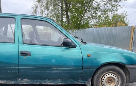 Daewoo Nexia I рестайлинг, 2003 год, 100 000 рублей, 8 фотография