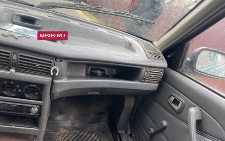 Daewoo Nexia I рестайлинг, 2003 год, 100 000 рублей, 4 фотография