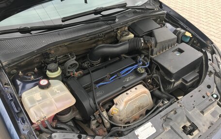 Ford Focus IV, 2000 год, 300 000 рублей, 12 фотография