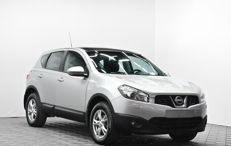 Nissan Qashqai, 2011 год, 955 000 рублей, 2 фотография
