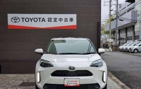 Toyota Yaris Cross, 2020 год, 1 500 000 рублей, 2 фотография