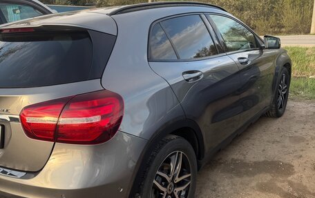 Mercedes-Benz GLA, 2019 год, 2 950 000 рублей, 6 фотография