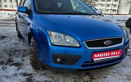 Ford Focus II рестайлинг, 2006 год, 700 000 рублей, 3 фотография
