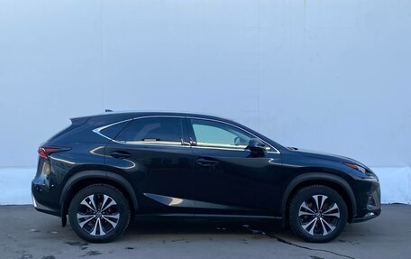 Lexus NX I, 2019 год, 2 650 000 рублей, 4 фотография