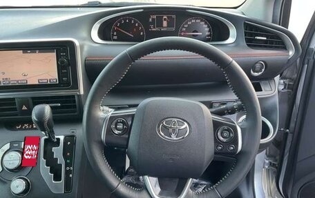 Toyota Sienta II, 2015 год, 995 000 рублей, 5 фотография