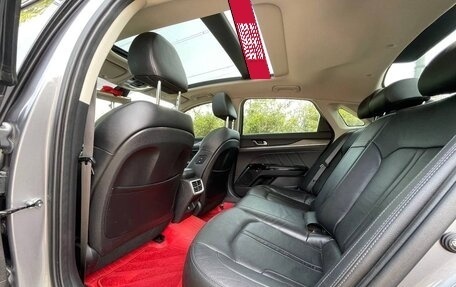 KIA K5, 2021 год, 1 800 000 рублей, 10 фотография