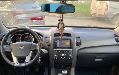 KIA Sorento II рестайлинг, 2010 год, 1 100 000 рублей, 8 фотография