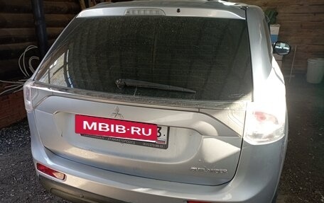 Mitsubishi Outlander III рестайлинг 3, 2012 год, 1 150 000 рублей, 5 фотография