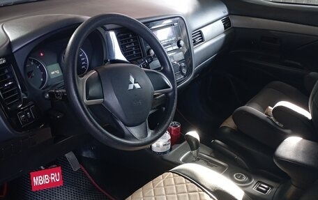 Mitsubishi Outlander III рестайлинг 3, 2012 год, 1 150 000 рублей, 6 фотография