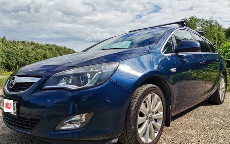 Opel Astra J, 2012 год, 800 000 рублей, 4 фотография