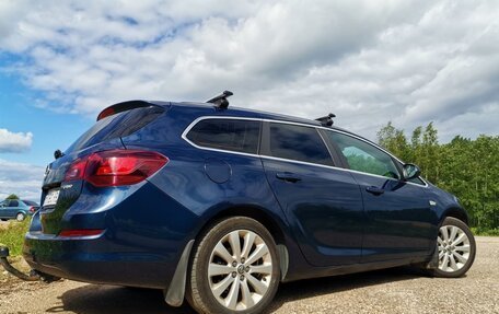 Opel Astra J, 2012 год, 800 000 рублей, 5 фотография