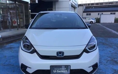 Honda Fit, 2021 год, 975 000 рублей, 2 фотография