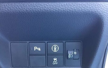 Honda Fit, 2021 год, 975 000 рублей, 13 фотография
